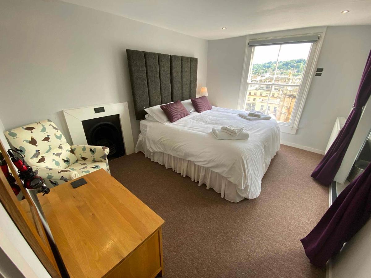 Bath Roof Terrace Apartment, City Centre, Sleeps Up To 8 エクステリア 写真