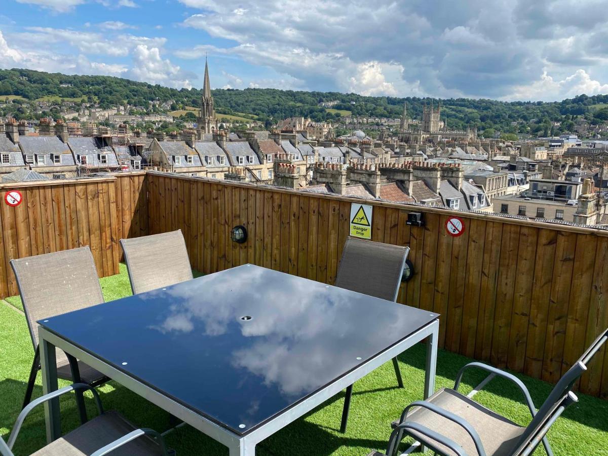 Bath Roof Terrace Apartment, City Centre, Sleeps Up To 8 エクステリア 写真