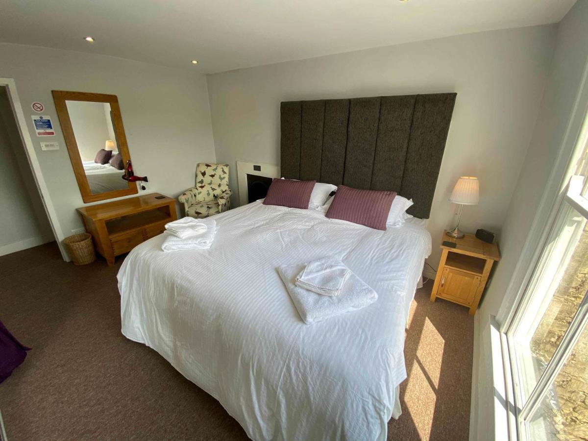 Bath Roof Terrace Apartment, City Centre, Sleeps Up To 8 エクステリア 写真