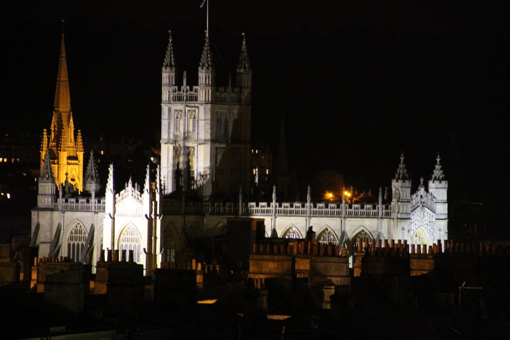 Bath Roof Terrace Apartment, City Centre, Sleeps Up To 8 エクステリア 写真